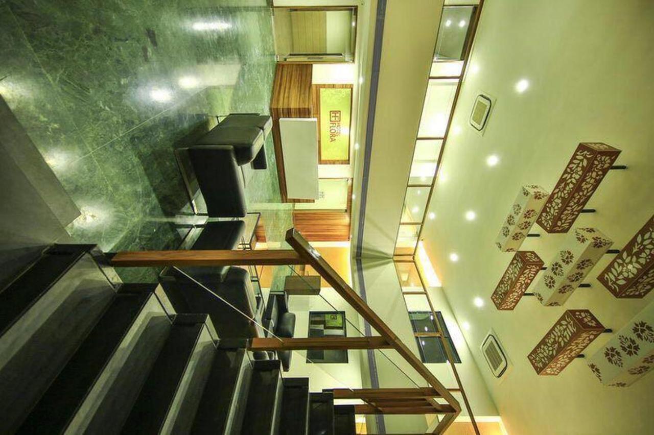 Hotel Flora Ahmedabad Exterior foto